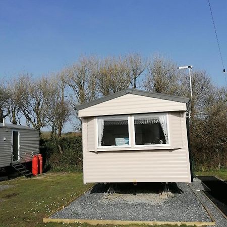 Sycamores Caravan هيلستون المظهر الخارجي الصورة